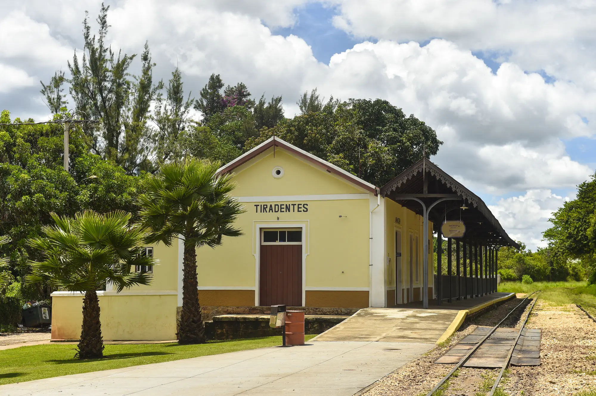 Estação Ferroviária de Tiradentes, ponto de partida da Maria Fumaça
